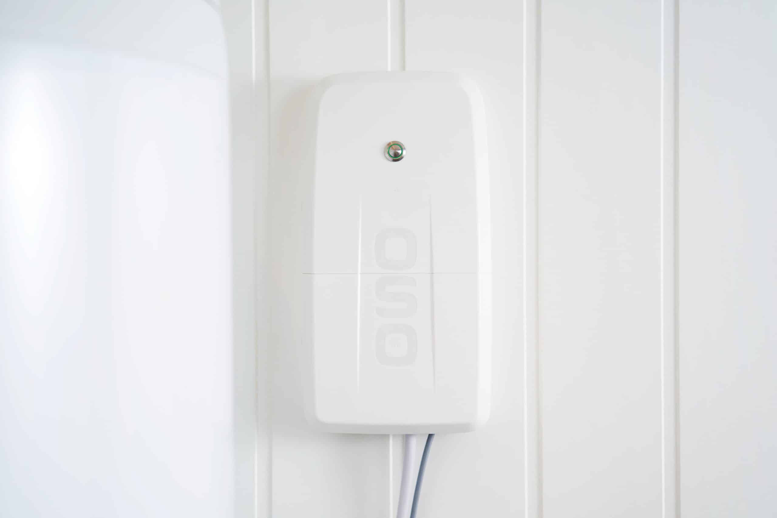 OSO CHARGE R2 MIDDLE VIEW scaled 1 1